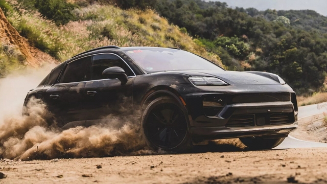 2025-Porsche-Macan-EV-testing-8