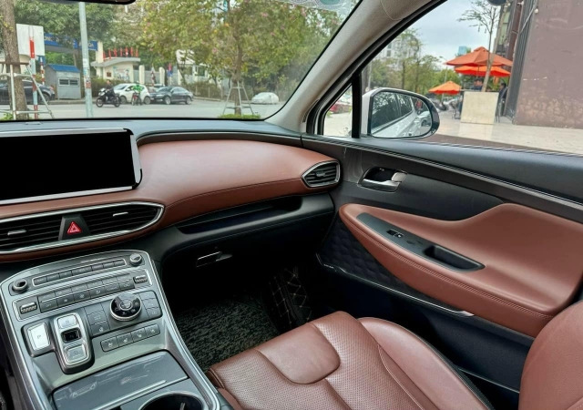 Lăn bánh 2 năm, Hyundai Santa Fe