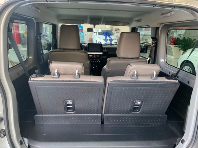 Cận cảnh Suzuki Jimny độ kiểu G 63 tại đại lý: Giá 999 triệu đồng, giao ngay trong tháng này 401661