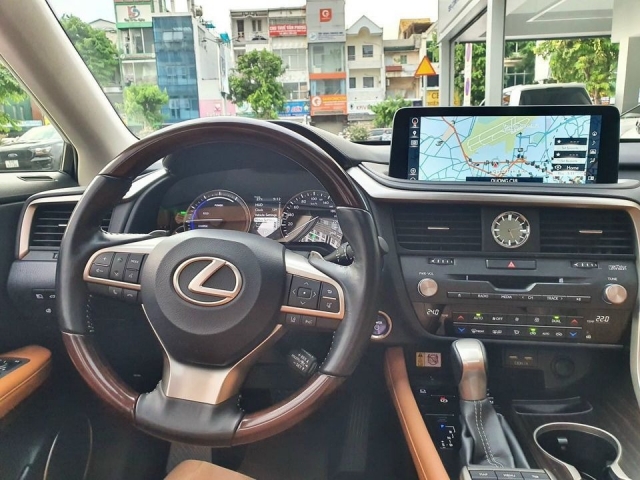 Sử dụng 4 năm, chủ xe Lexus RX 450h rao bán lại với mức giá khó tin 404454
