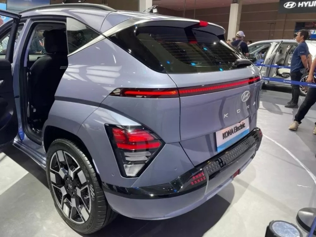 Hyundai Kona Electric - Xe điện ngang cỡ VinFast VF 6 cập bến thị trường ô tô lớn nhất Đông Nam Á 407520
