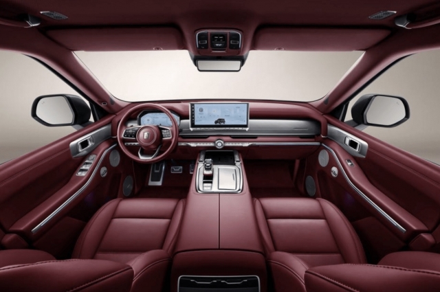 tank-interior