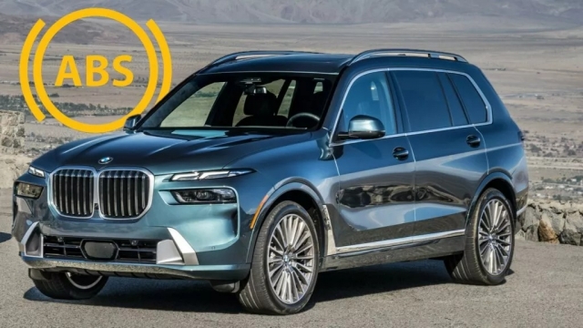 2023-BMW-X7-header-1024x576