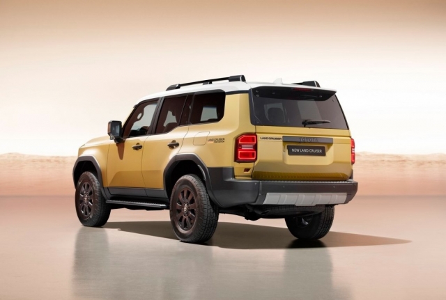 Toyota Land Cruiser Prado 2024 chốt lịch ra mắt thị trường 'hàng xóm', giá quy đổi từ hơn 1,6 tỷ đồng 411547
