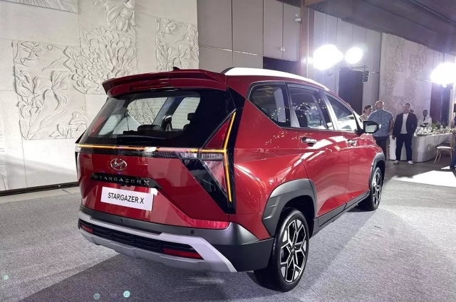 hyundai-stargazer-x-3