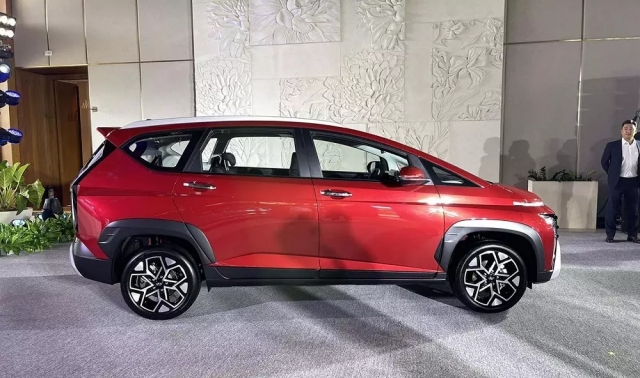 hyundai-stargazer-x-4