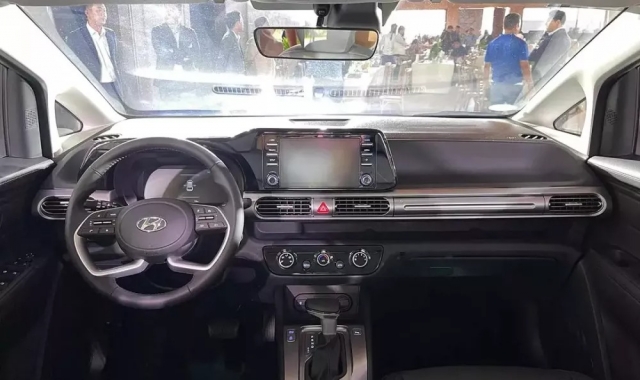 hyundai-stargazer-x-5