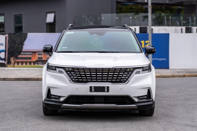Sau 3 năm lăn bánh, MPV gia đình Kia Carnival 'lướt' lên sàn xe cũ với giá ngỡ ngàng 419711