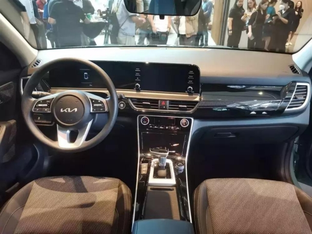 kia-seltos-2024-3