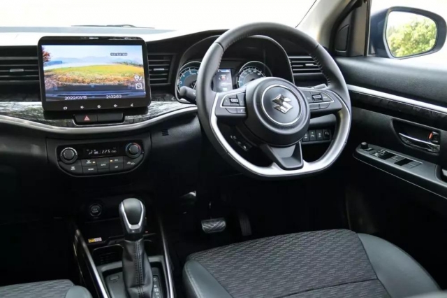 suzuki-xl7-hybrid-2024-4