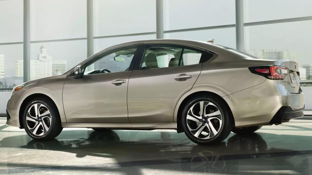 Subaru-Legacy-2020-1280-02