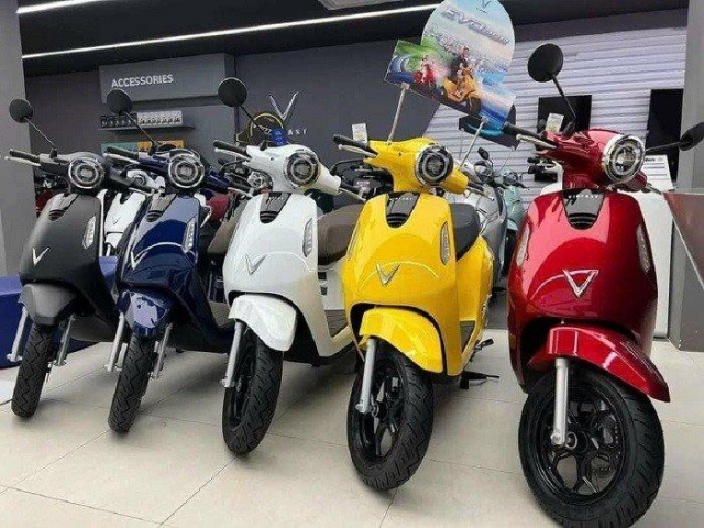 VinFast triển khai dịch vụ đổi xe máy xăng cũ lấy xe máy điện mới 431716