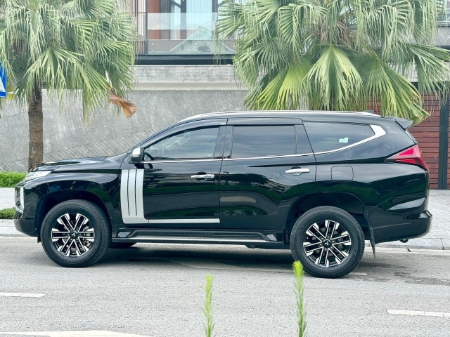 Sau 2 năm sử dụng, Mitsubishi Pajero Sport 2022 có giá thế nào trên sàn xe cũ? 494449