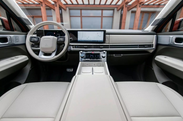 Hyundai Santa Fe 2024 'lĩnh án' triệu hồi do lỗi hộp số 500230