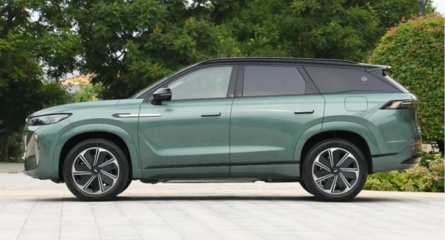 SUV plug-in hybrid Chery Fulwin T10 sắp ra mắt lập kỷ lục thế giới về tầm vận hành dài nhất 501172