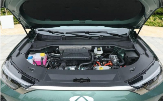 SUV plug-in hybrid Chery Fulwin T10 sắp ra mắt lập kỷ lục thế giới về tầm vận hành dài nhất 501173