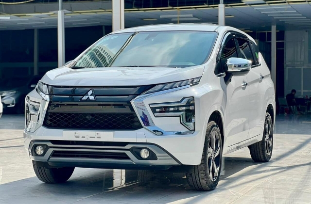Lăn bánh chưa đầy 1 năm, Mitsubishi Xpander 2023 rao bán lại với giá khó tin 501189