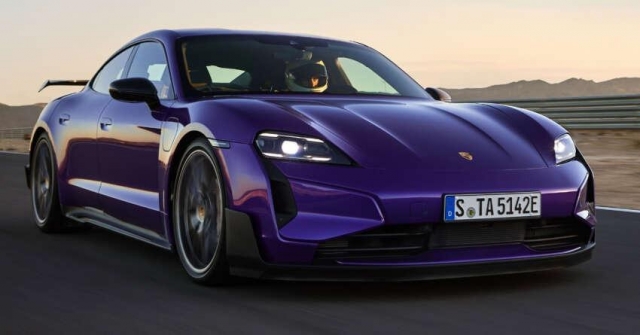 2024-Porsche-Taycan-Turbo-GT-10