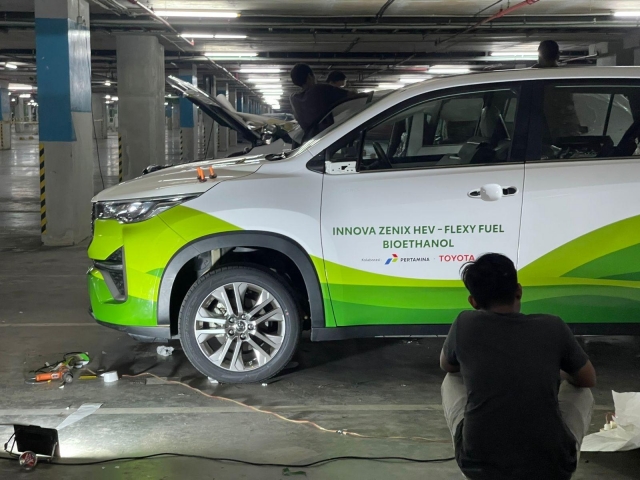toyota-innova-hybrid-nhien-lieu (1)