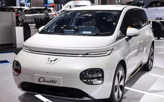 wuling-cloud-ev