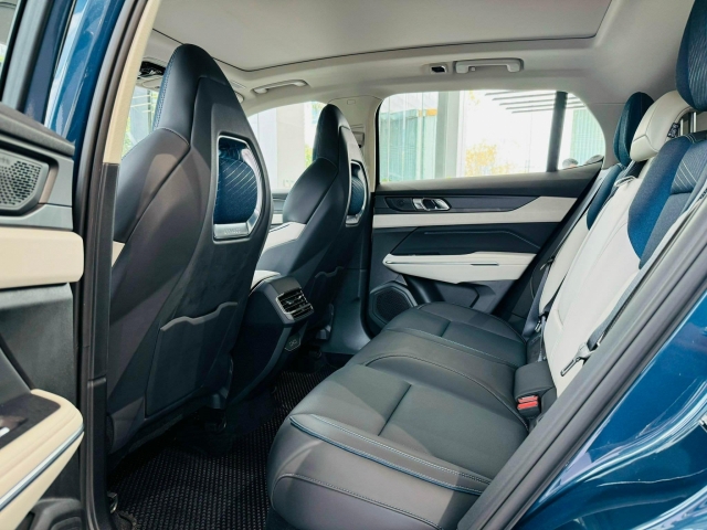 Lynk & Co 01 bản nâng cấp về đại lý: Giá 1,1 tỷ đồng, thêm trang bị đấu CR-V, CX-5 507006