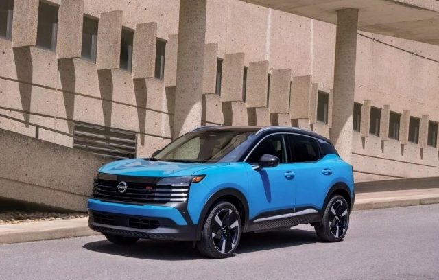 2025-Nissan-Kicks-814-10-1536x89