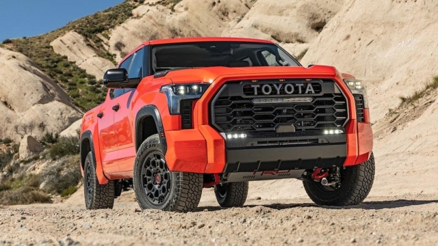 052-2024-Toyota-Tundra