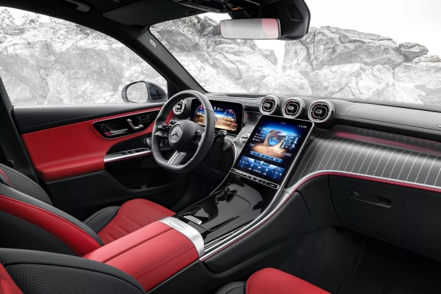 2025-Mercedes-GLC-350e-PHEV-823 (2)
