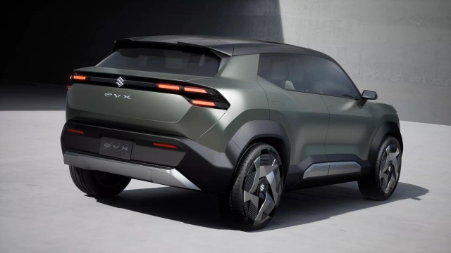 Suzuki eVX sẽ ra mắt vào đầu năm sau: SUV điện ngang cỡ Mitsubishi Xforce, chạy được 550 km/sạc 518282