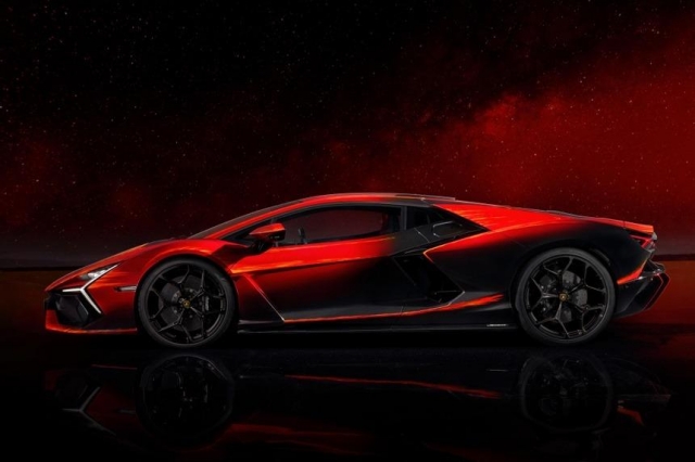 Lamborghini-Revuelto-Opera-Unica-1