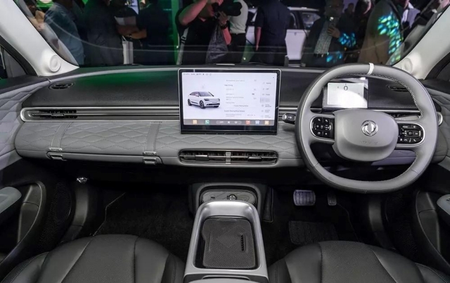 Cận cảnh Dongfeng Box EV tại Malaysia: Giá quy đổi từ hơn 570 triệu đồng, chờ ngày về Việt Nam 563078