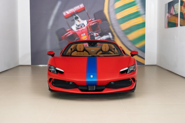 Ferrari 296 GTS 1