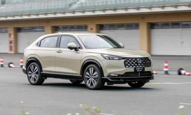 Xe xanh chiếm phần lớn trong loạt ô tô mới ra mắt Việt Nam trong tháng 4/2025 627611