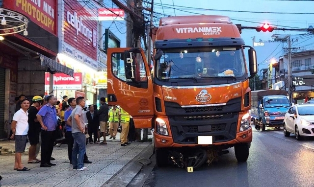 vu-o-to-khong-nguoi-lai-1