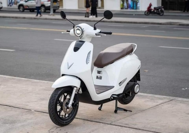 TOP 10 xe máy điện cho học sinh - sinh viên: Giá rẻ, dễ đi, sạc nhanh 662560