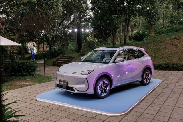 geely-ex5-6_optimized