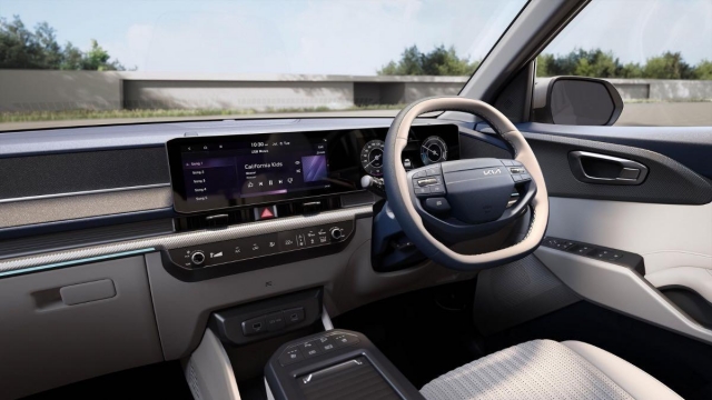 Kia Carens EV 2