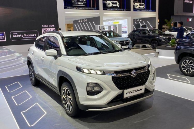 Suzuki Fronx 8