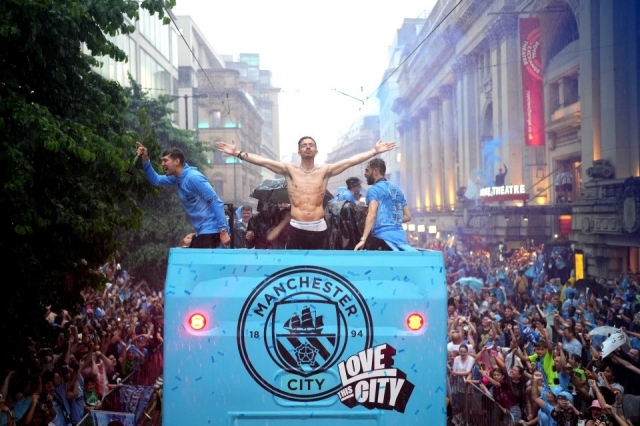 jack-grealish-manchester-city-celebrates-1689219776.jpg