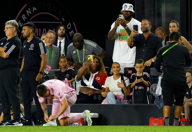 messi-celebrity-1696328451.jpg