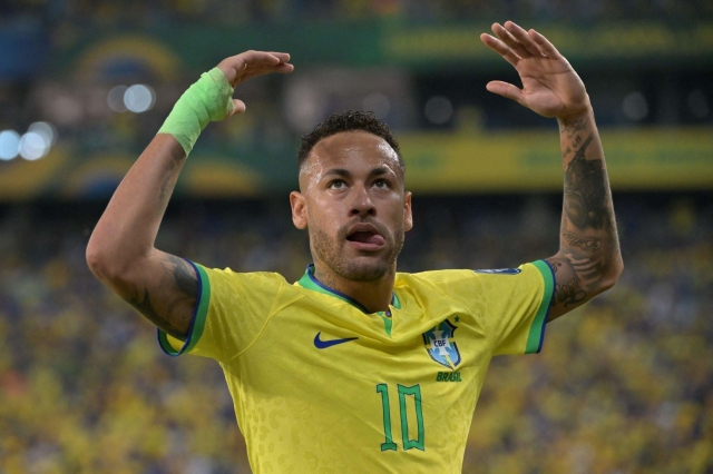 neymar-dt-brazil-venezuela-1697181783.jpg