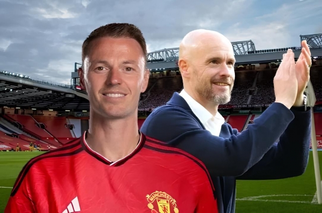 ten-hag-jonny-evans-1697613110.jpg