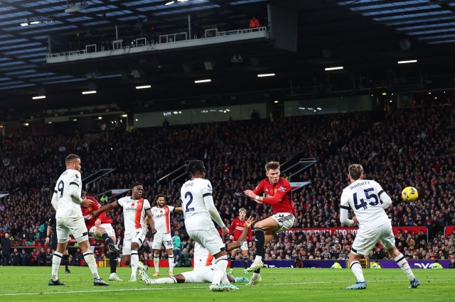 Trực tiếp MU 1-0 Luton Town: Kịch tính phút cuối 355282