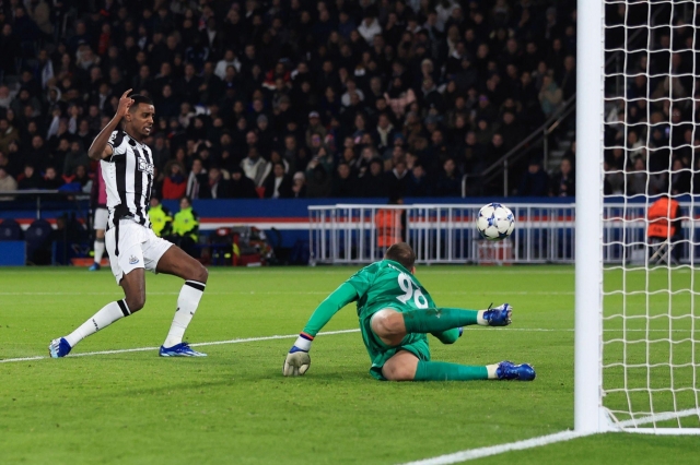 Mbappe cứu thua phút 98, PSG thoát cảnh chia tay C1 xuống Europa League 364020