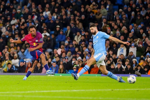 Ngược dòng kịch tính, Man City chắc suất đi tiếp C1 với ngôi nhất bảng 364014