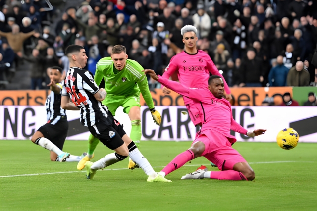 Newcastle vượt mặt MU trên BXH sau trận thắng Fulham tưng bừng 374457