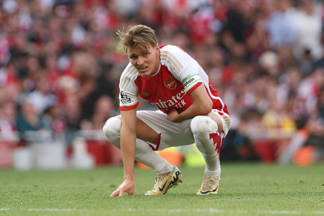 Đánh bại Everton, Arsenal vẫn không thể lên ngôi Ngoại hạng Anh 465418
