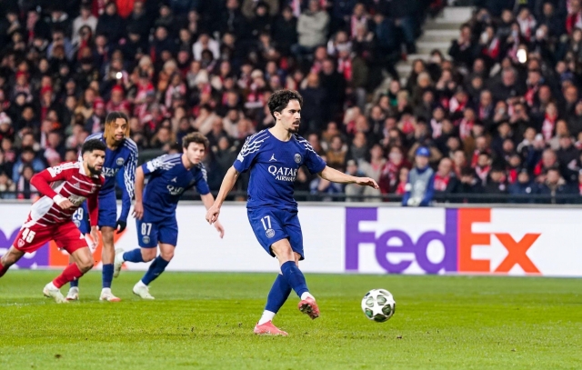 Trực tiếp Brest vs PSG, 0h45 hôm nay 12/2 592126