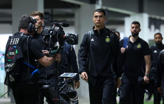 Đại diện Iran lên tiếng vụ Ronaldo bị dọa 'ăn 99 chày' 600101