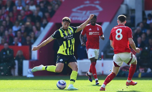 Cựu sao Chelsea tỏa sáng, Nottingham gieo sầu cho Man City 602190